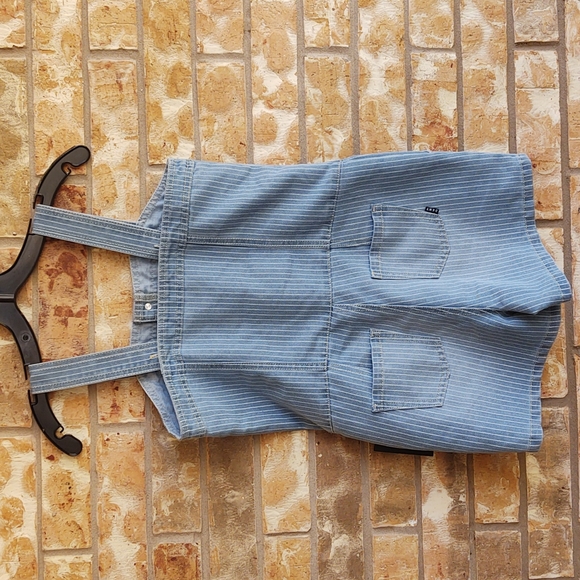 DKNY Shorts Overalls - Picture 3 of 5